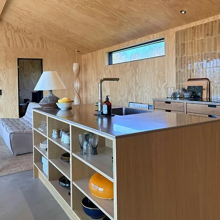 Hus Med Panoramaudsigt Til Fjorden Naer Holiday home *