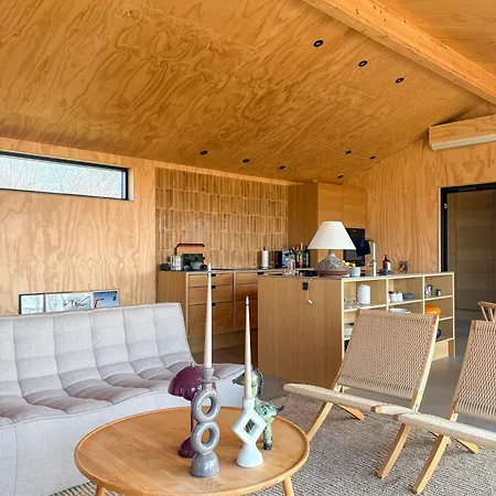 Hus Med Panoramaudsigt Til Fjorden Naer