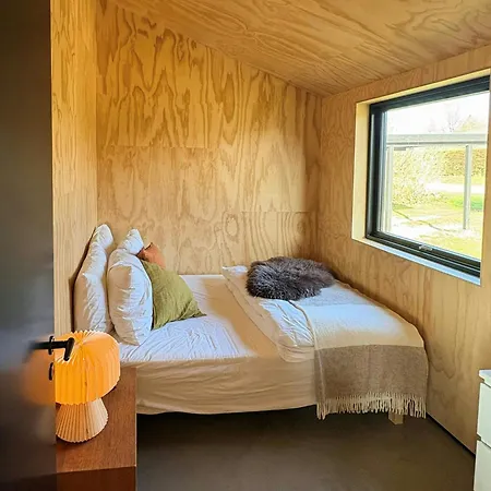 Hus Med Panoramaudsigt Til Fjorden Naer Vig